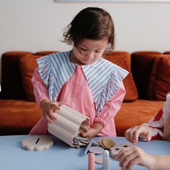 Formabedobó szett - érmék és pálcák